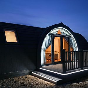 Side Entry Pod Self-contained or No pets allowed